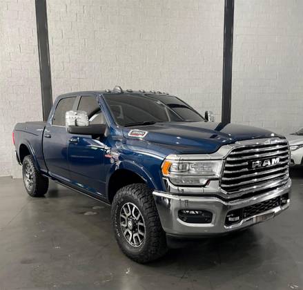 RAM 3500 6.7 I6 TURBO DIESEL LIMITED LONGHORN CD 4X4  AUTOMÁTICO