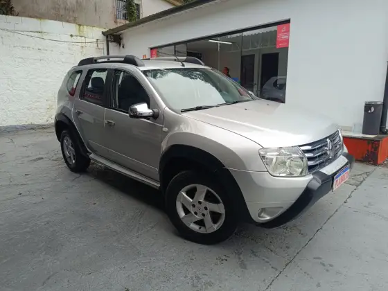 RENAULT DUSTER 1.6 DYNAMIQUE 4X2 16V FLEX 4P MANUAL RENAULT DUSTER 1.6 DYNAMIQUE 4X2 16V FLEX 4P MANUAL