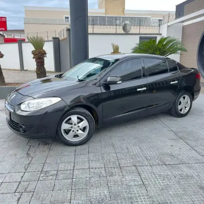 RENAULT FLUENCE 2.0 DYNAMIQUE 16V FLEX 4P AUTOMÁTICO