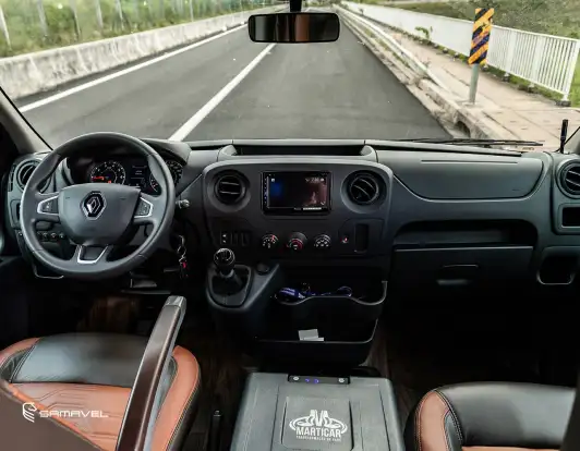 RENAULT-MASTER-2024
