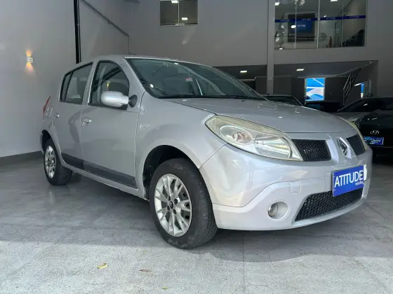 RENAULT SANDERO 1.6 PRIVILÉGE 16V FLEX 4P MANUAL