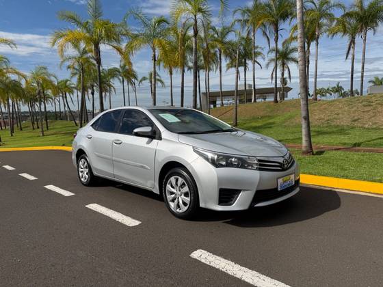 TOYOTA COROLLA 1.8 GLI 16V FLEX 4P AUTOMÁTICO