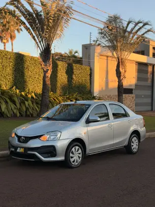 TOYOTA ETIOS 1.5 XS SEDAN 16V FLEX 4P MANUAL TOYOTA ETIOS 1.5 XS SEDAN 16V FLEX 4P MANUAL