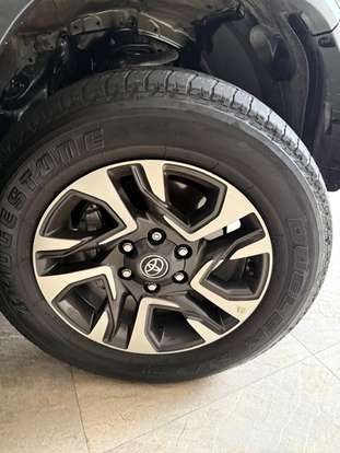 TOYOTA-HILUX SW4-2.8 D-4D TURBO DIESEL SRX PLATINUM 7L 4X4 AUTOMÁTICO TOYOTA-HILUX SW4-2024