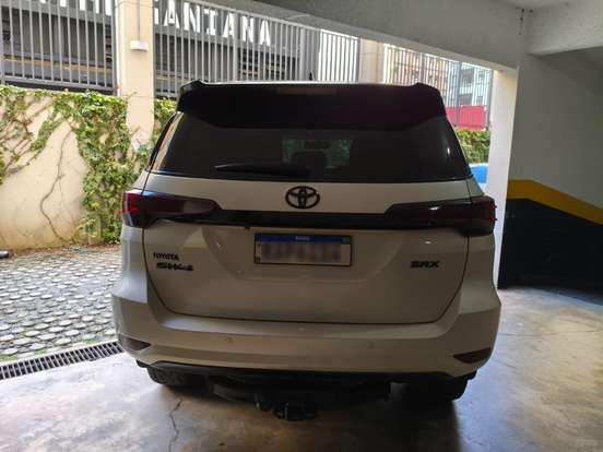 TOYOTA-HILUX SW4-2020