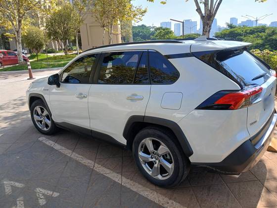 TOYOTA RAV4 2.5 VVT-IE HYBRID SX CONNECT AWD CVT