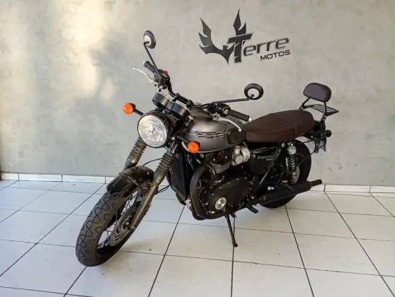 TRIUMPH BONNEVILLE T120 BLACK 1200 