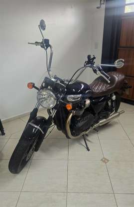 TRIUMPH-BONNEVILLE T100 900-2023