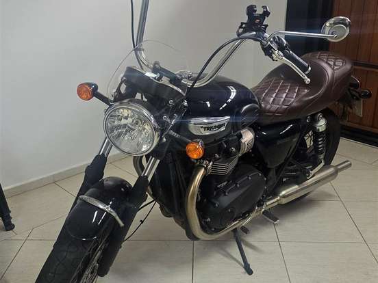 TRIUMPH-BONNEVILLE T100 900 TRIUMPH-BONNEVILLE T100 900-2023