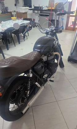 TRIUMPH-BONNEVILLE T100 900-2023