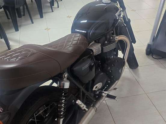 TRIUMPH-BONNEVILLE T100 900 TRIUMPH-BONNEVILLE T100 900-2023