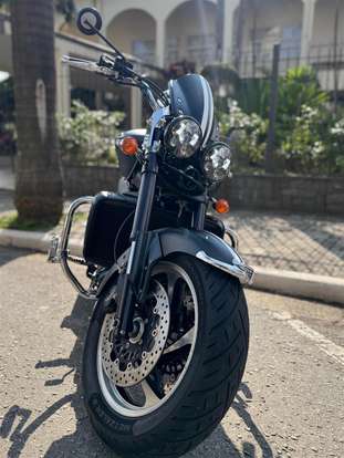 TRIUMPH-ROCKET III ROADSTER-2016
