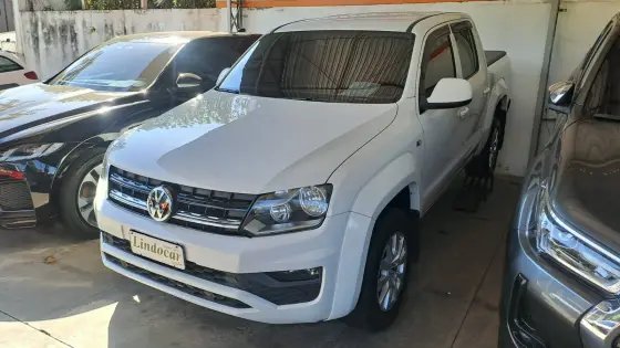 VOLKSWAGEN AMAROK 2.0 TRENDLINE 4X4 CD 16V TURBO INTERCOOLER DIESEL 4P AUTOMÁTICO VOLKSWAGEN AMAROK 2.0 TRENDLINE 4X4 CD 16V TURBO INTERCOOLER DIESEL 4P AUTOMÁTICO