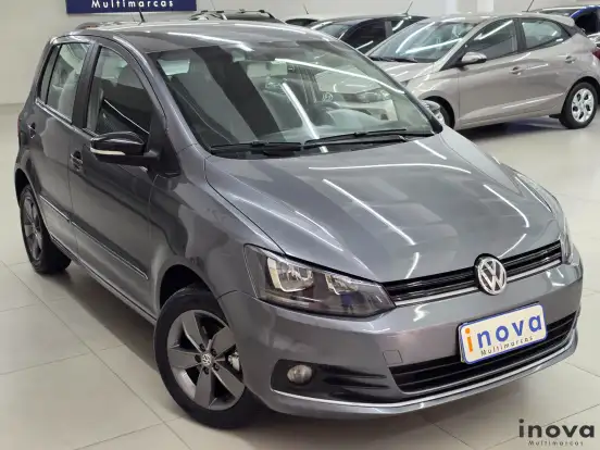 VOLKSWAGEN-FOX-2019