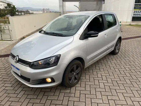 VOLKSWAGEN FOX 1.6 MSI TOTAL FLEX CONNECT 4P MANUAL VOLKSWAGEN FOX 1.6 MSI TOTAL FLEX CONNECT 4P MANUAL