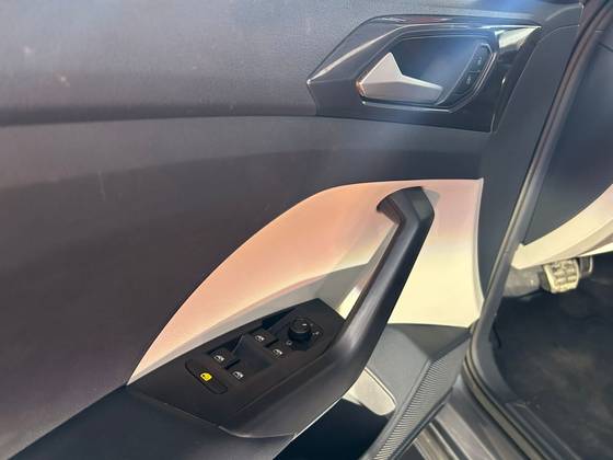 /en/city-belo-horizonte/cate-car-used-car/volkswagen-t-cross-2024-1-4-250-tsi-total-flex-highline-automatic-48205716085867520/-10