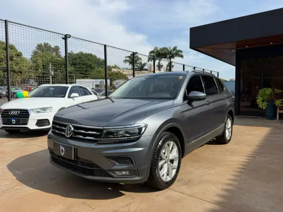 VOLKSWAGEN TIGUAN 1.4 250 TSI TOTAL FLEX ALLSPACE COMFORTLINE TIPTRONIC VOLKSWAGEN TIGUAN 1.4 250 TSI TOTAL FLEX ALLSPACE COMFORTLINE TIPTRONIC