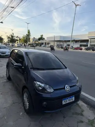 VOLKSWAGEN-UP-2015