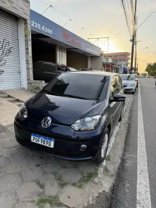 VOLKSWAGEN-UP-2015
