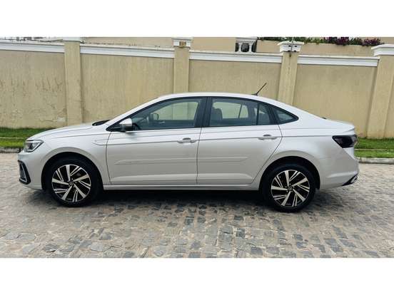 VOLKSWAGEN-VIRTUS-1.0 200 TSI HIGHLINE AUTOMÁTICO VOLKSWAGEN-VIRTUS-2023