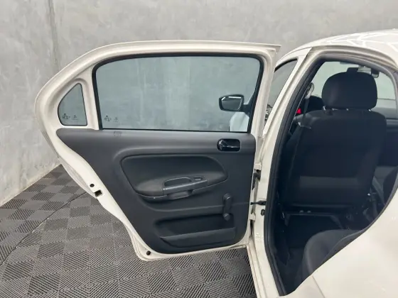 /en/city/cate-car-used-car/volkswagen-voyage-2023-1-0-12v-mpi-totalflex-4p-manual-48415296425428992/-10