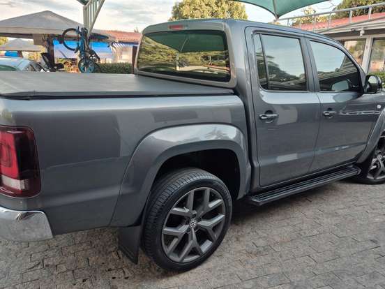 VOLKSWAGEN-AMAROK-2.0 HIGHLINE 4X4 CD 16V TURBO INTERCOOLER DIESEL 4P AUTOMÁTICO VOLKSWAGEN-AMAROK-2018