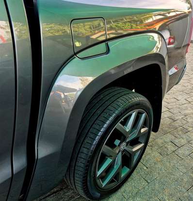 VOLKSWAGEN-AMAROK-2018