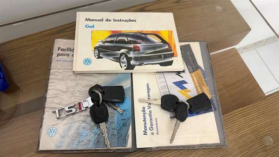 VOLKSWAGEN-GOL-1997