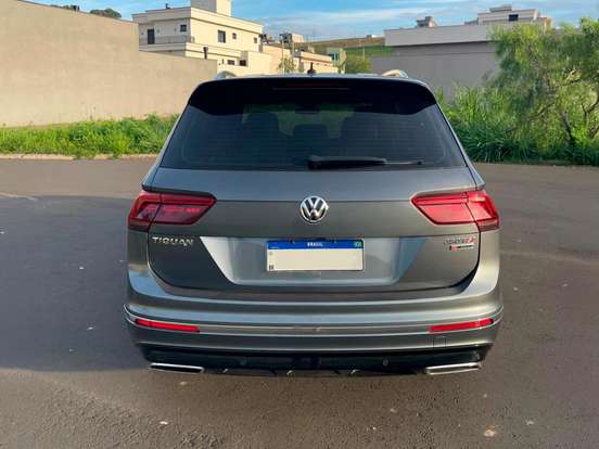 VOLKSWAGEN-TIGUAN-2019