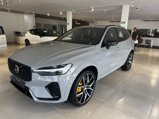 VOLVO XC60 2.0 T8 PHEV POLESTAR ENGINEERED AWD GEARTRONIC VOLVO XC60 2.0 T8 PHEV POLESTAR ENGINEERED AWD GEARTRONIC