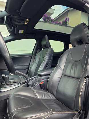 VOLVO-V40-2.0 T5 R-DESIGN GASOLINA 4P AUTOMÁTICO VOLVO-V40-2018