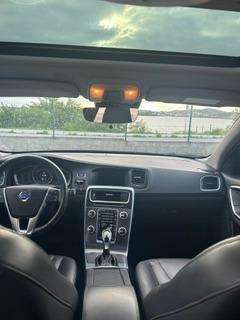 VOLVO-V60-2.0 T5 KINETIC TURBO GASOLINA 4P AUTOMÁTICO VOLVO-V60-2015