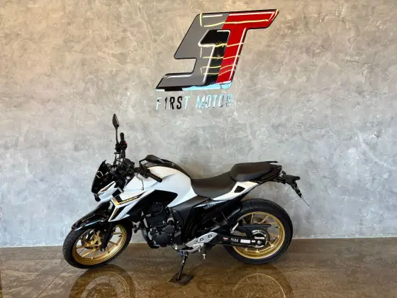 YAMAHA FZ25 FAZER CONNECTED ABS YAMAHA FZ25 FAZER CONNECTED ABS