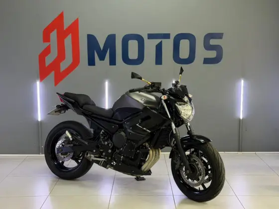 YAMAHA XJ6 N ABS 