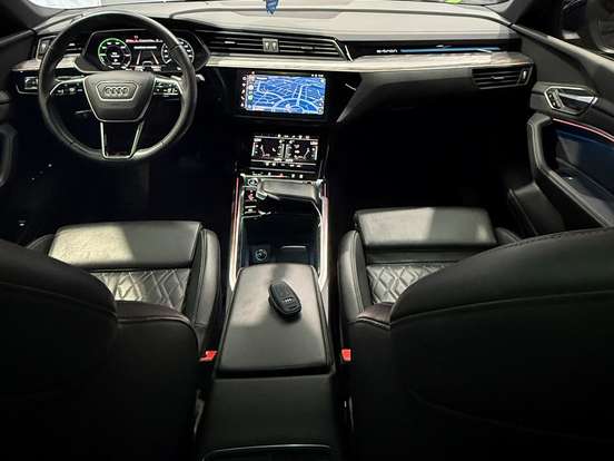 AUDI-E-TRON-ELÉTRICO SPORTBACK PERFORMANCE QUATTRO AUDI-E-TRON-2022