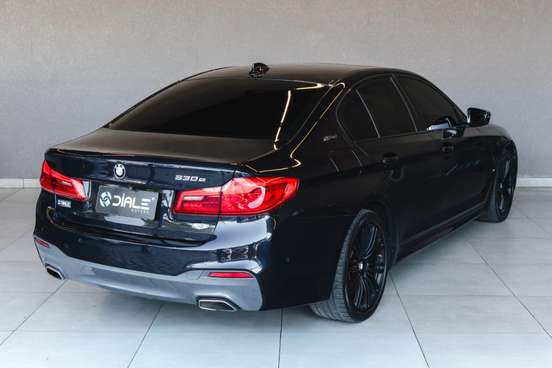 BMW-530e-2018
