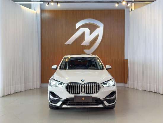 BMW-X1-2.0 16V TURBO ACTIVEFLEX SDRIVE20I X-LINE PLUS 4P AUTOMÁTICO BMW-X1-2022