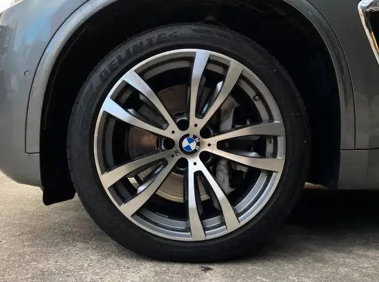 BMW-X5-2015