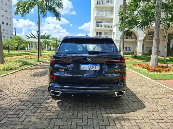 BMW-X5-2025