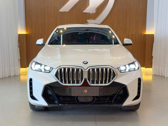 BMW-X6-3.0 TWINPOWER GASOLINA XDRIVE40I M SPORT AUTOMÁTICO BMW-X6-2024