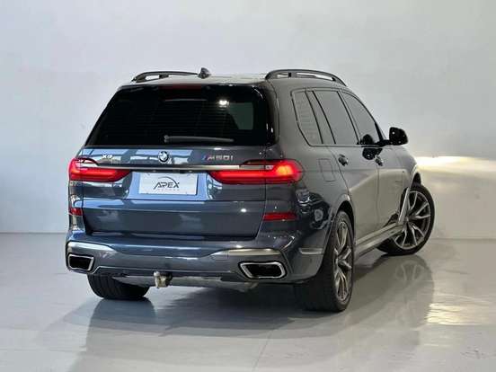 BMW-X7-2019