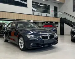 BMW 320i 2.0 16V TURBO GASOLINA 4P AUTOMÁTICO BMW 320i 2.0 16V TURBO GASOLINA 4P AUTOMÁTICO