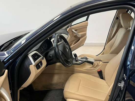BMW-320i-2.0 16V TURBO GASOLINA 4P AUTOMÁTICO BMW-320i-2013