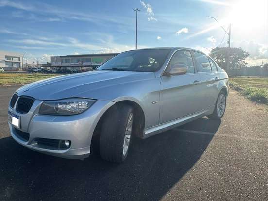 BMW-325i-2.5 SEDAN 24V GASOLINA 4P AUTOMÁTICO BMW-325i-2011