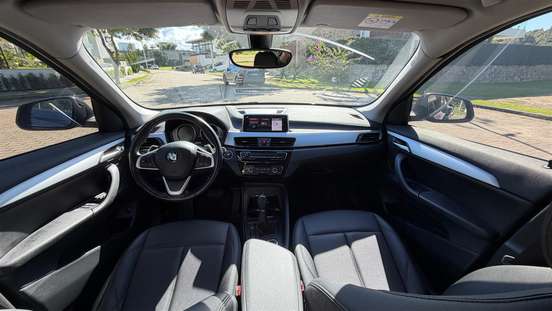 BMW-X1-2021