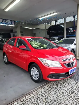 CHEVROLET ONIX 1.0 MPFI LT 8V FLEX 4P MANUAL CHEVROLET ONIX 1.0 MPFI LT 8V FLEX 4P MANUAL