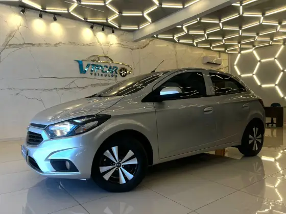 CHEVROLET ONIX 1.0 MPFI LT 8V FLEX 4P MANUAL CHEVROLET ONIX 1.0 MPFI LT 8V FLEX 4P MANUAL