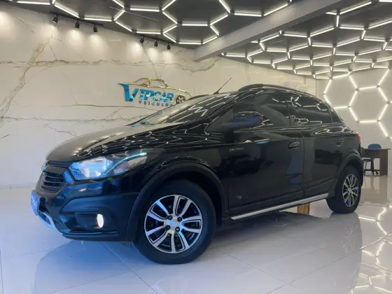 CHEVROLET ONIX 1.4 MPFI ACTIV 8V FLEX 4P AUTOMÁTICO CHEVROLET ONIX 1.4 MPFI ACTIV 8V FLEX 4P AUTOMÁTICO