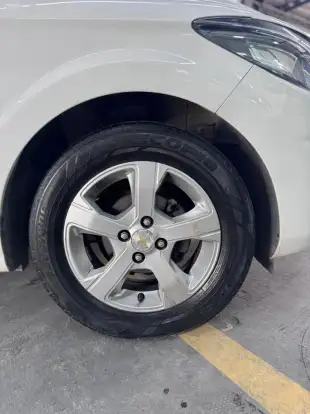 CHEVROLET-ONIX-2018