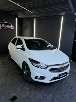 CHEVROLET-ONIX-2016